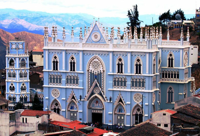 Basílica de El Cisne - Iglesias Católicas